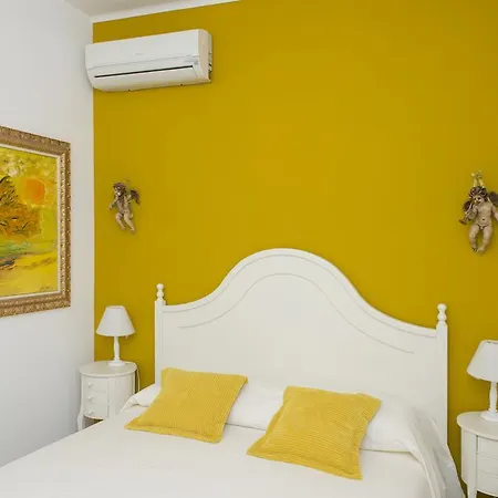 Bed and Breakfast Vatican Doors *