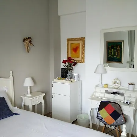 Vatican Doors Bed & Breakfast *