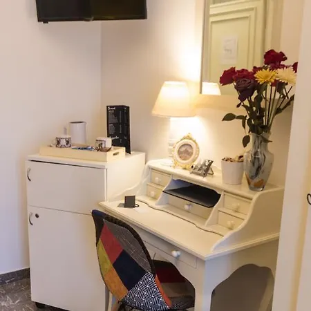 Vatican Doors Bed & Breakfast