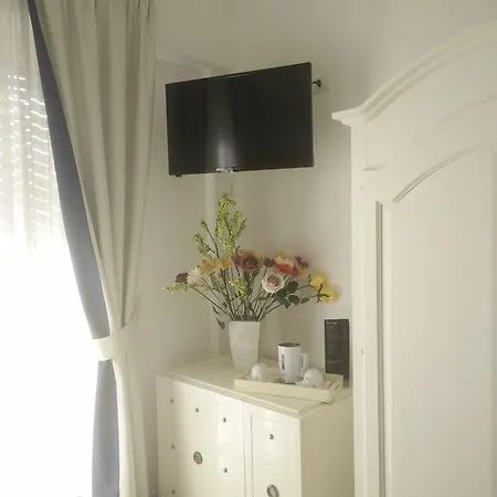 Vatican Doors روما