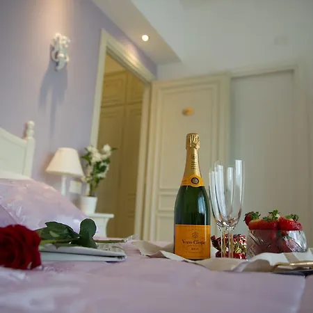 Vatican Doors فندق مبيت وإفطار *